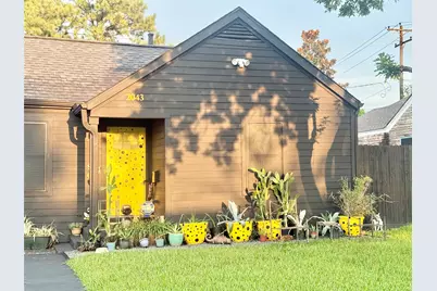 2043 Des Jardines Street, Houston, TX 77023 - Photo 17