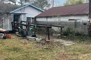 2913 Wagon Trail Rd, Pearland, TX 77584 - Photo 3