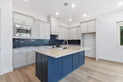 1418 Caywood Lane #B, Houston, TX 77055 - Photo 5