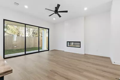 1418 Caywood Lane #B, Houston, TX 77055 - Photo 7