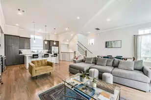 1040 W 26th St, Houston, TX 77008 - Photo 23