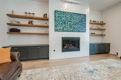 907 W 43rd Street, Houston, TX 77018 - Photo 3