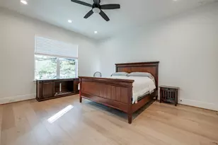 907 W 43rd St, Houston, TX 77018 - Photo 25