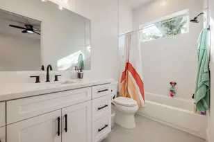 907 W 43rd St, Houston, TX 77018 - Photo 29