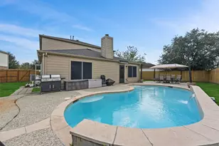 4717 Glencastle Ct, Kingwood, TX 77345 - Photo 3