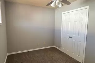 516 Holiday Dr, Galveston, TX 77550 - Photo 11