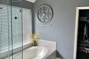 13206 Gentle Water Dr, Houston, TX 77044 - Photo 23