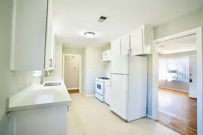 8733 Robindell Drive, Houston, TX 77074 - Photo 3