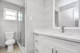 9126 Troulon Dr, Houston, TX 77036 - Photo 29