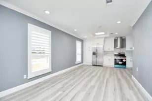 9126 Troulon Dr, Houston, TX 77036 - Photo 7