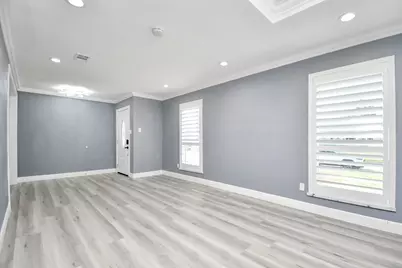 9126 Troulon Drive, Houston, TX 77036 - Photo 9