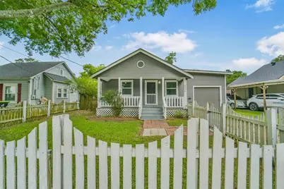 3214 North Avenue, Needville, TX 77461 - Photo 1