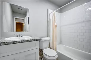 8019 Beech Cove Ln, Houston, TX 77072 - Photo 9