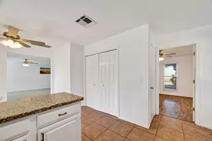 2328 Colleen Dr, Pearland, TX 77581 - Photo 13