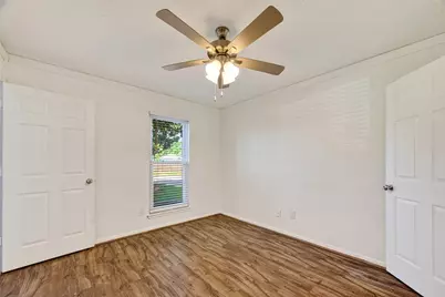 2328 Colleen Drive, Pearland, TX 77581 - Photo 15