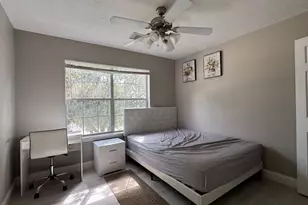 16910 Great Oaks Glen Dr, Houston, TX 77083 - Photo 13