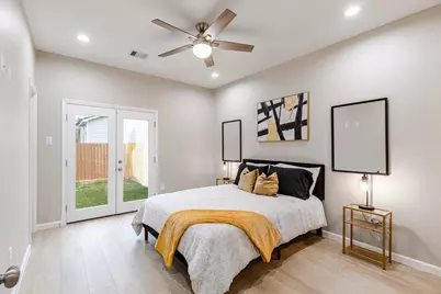 4661 Clover Street #A, Houston, TX 77051 - Photo 19