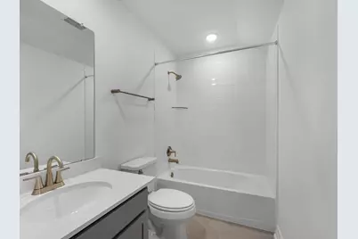 7807 Topaz Ridge Drive, Angleton, TX 77515 - Photo 21