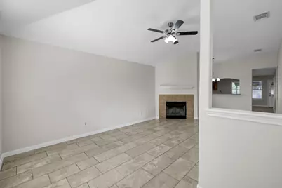 10486 Twin Circles Drive, Montgomery, TX 77356 - Photo 5