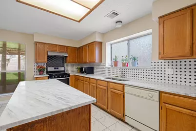 4131 Club Valley Dr Drive, Houston, TX 77082 - Photo 9