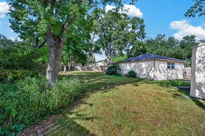 903 Chetwood Circle, League City, TX 77573 - Photo 45
