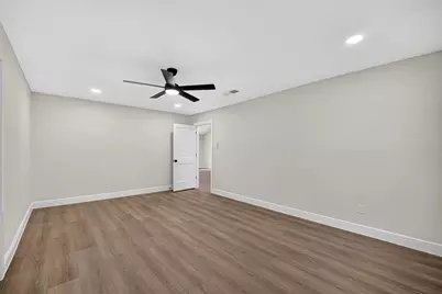 903 Chetwood Circle, League City, TX 77573 - Photo 27