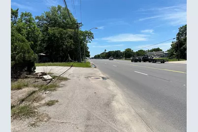 628 Highway 3 S, League City, TX 77573 - Photo 9