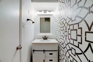 12523 Briar Forest Dr, Houston, TX 77077 - Photo 11