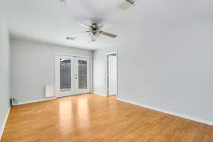 1307 S Live Oak St, Rockport, TX 78382 - Photo 19