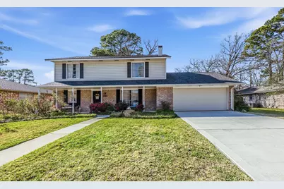 112 Elmwood Street, Huntsville, TX 77320 - Photo 1