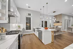 1181 W 19th St, Houston, TX 77008 - Photo 11