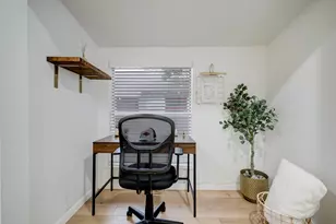 4801 Avenue H, Houston, TX 77011 - Photo 13