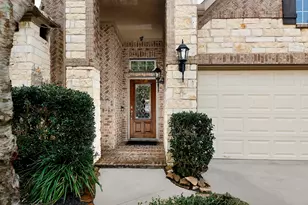 18 Estherwood, The Woodlands, TX 77354 - Photo 3