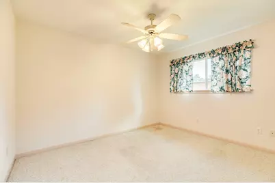 203 Lexington Avenue, Clute, TX 77531 - Photo 33
