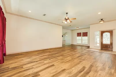 203 Lexington Avenue, Clute, TX 77531 - Photo 21