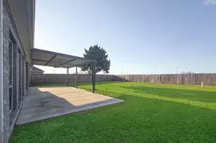 1524 N Blue Bonnet Ln, Angleton, TX 77515 - Photo 41