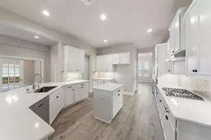 1524 N Blue Bonnet Ln, Angleton, TX 77515 - Photo 15