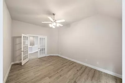 1524 N Blue Bonnet Lane, Angleton, TX 77515 - Photo 29