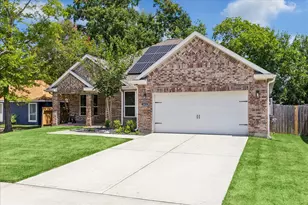3810 Saratoga Dr, Houston, TX 77088 - Photo 1