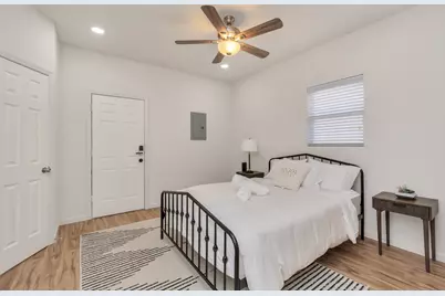 1812 Wheeler Street, Houston, TX 77004 - Photo 15