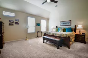 10602 Enclave Shadows Ct, Houston, TX 77043 - Photo 3