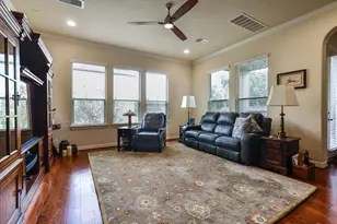 10602 Enclave Shadows Ct, Houston, TX 77043 - Photo 25