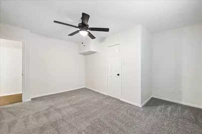 723 Lochnell Drive, Houston, TX 77062 - Photo 37