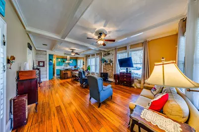 105 W Stockbridge Street, Eagle Lake, TX 77434 - Photo 9