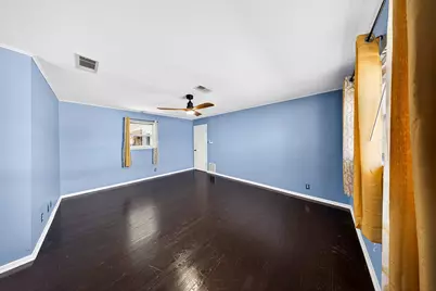 6015 De Moss Drive, Houston, TX 77081 - Photo 17