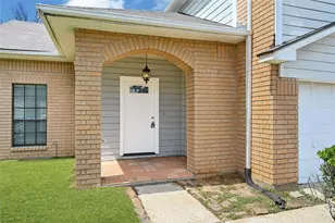 12322 Meadow Ridge Dr, Stafford, TX 77477 - Photo 3