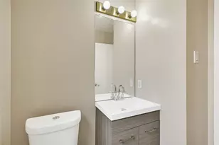 12322 Meadow Ridge Dr, Stafford, TX 77477 - Photo 15