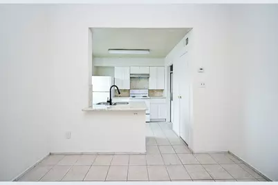 3900 Woodchase Drive #86, Houston, TX 77042 - Photo 9