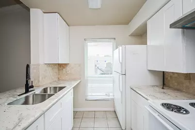 3900 Woodchase Drive #86, Houston, TX 77042 - Photo 11