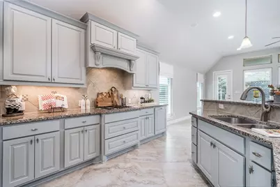29311 Buffalograss Court, Katy, TX 77494 - Photo 7